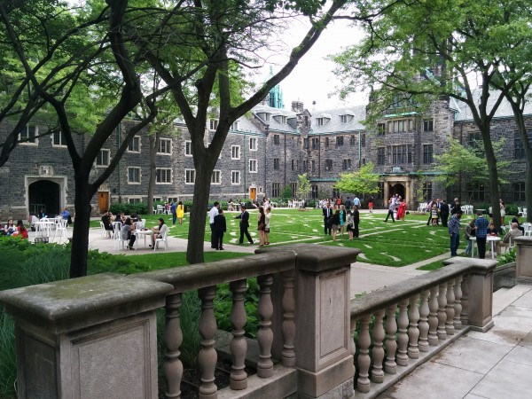 campus-1818084_1920.jpg